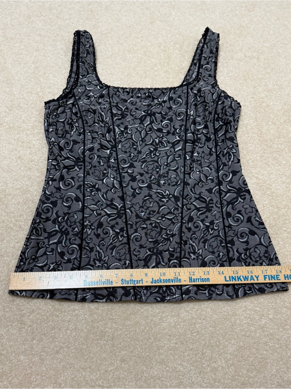 White House Black Market Gray n Black Floral Sleeveless Top - Picture 5 of 8